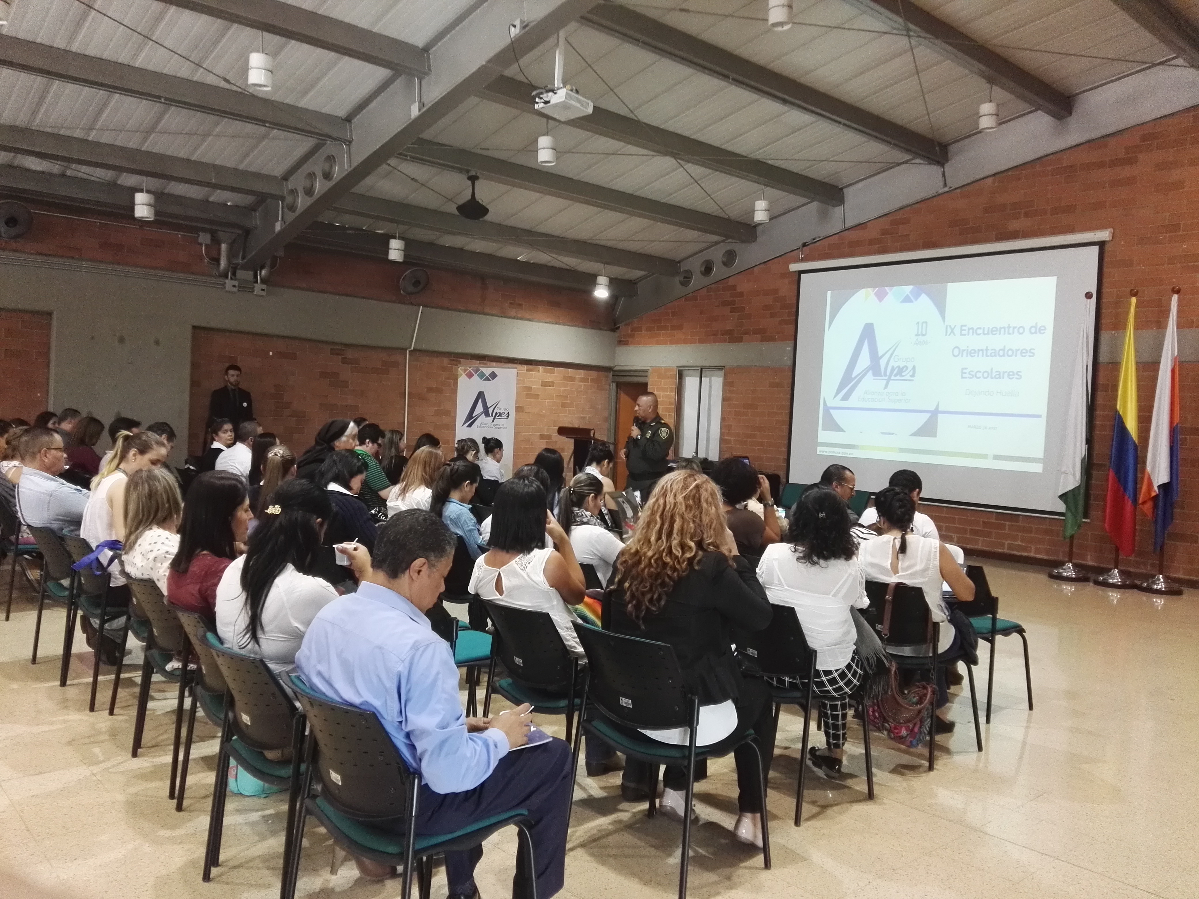CHARLA DEL CNP 