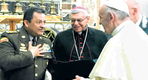 mi-encuentro-con-el-papa-policia-colombia