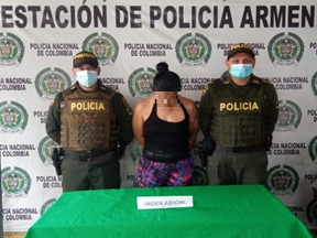 Mujer capturada por extorción 