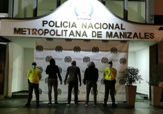 Tres hombres deberán responder por los delitos de hurto calificado y agravado y lesiones personales dolosas Desarticulamos el grupo delincuencial denominado “Zacatín” en la ciudad de Manizales