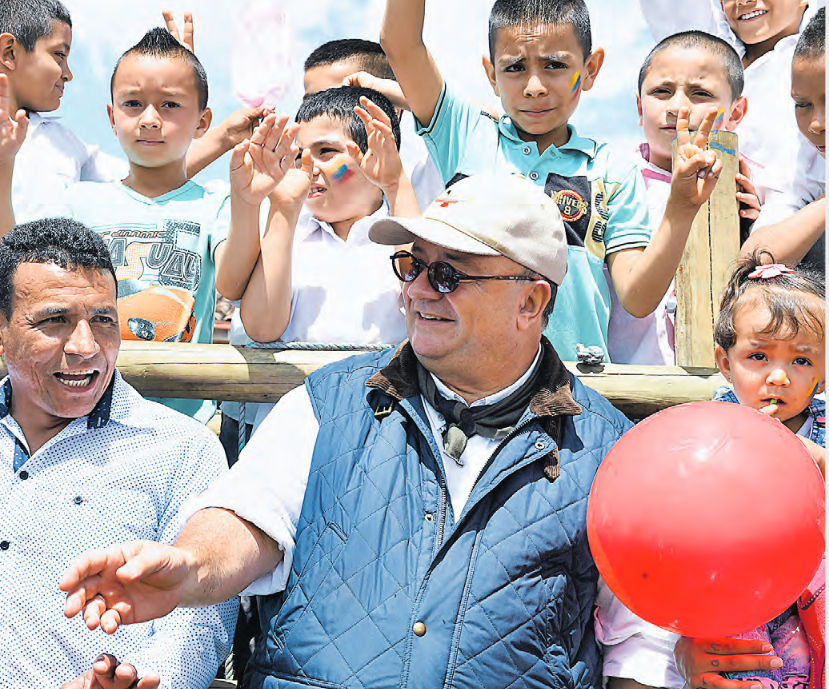 Luis Carlos Villegas Echeverri.