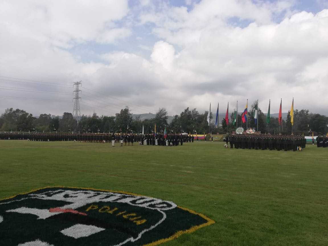 Más de 8 mil policías ascienden