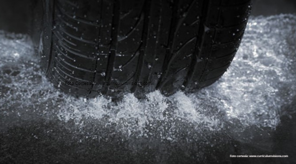 policia-colombia-recomendaciones-lluvia-hidroplaneo