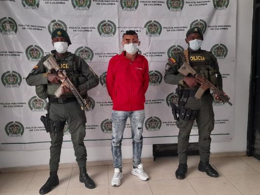 Capturado sujeto por orden judicial, por el delito de fabricación, porte o tráfico de estupefacientes en La Florida 