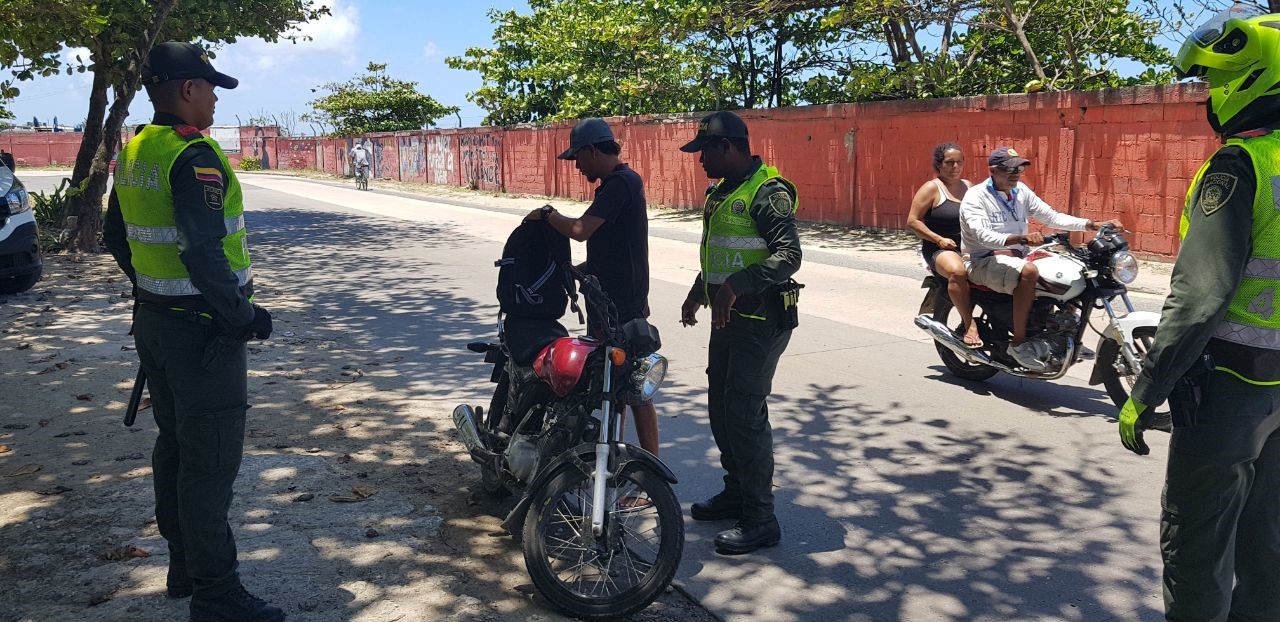 Bajo el lema institucional Semana Santa “Yo Protejo la Vida”, la Policía Nacional reforzó la seguridad en el archipiélago