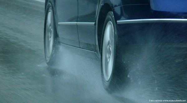 recomendaciones-seguridad-hidroplaneo