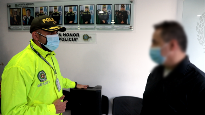 Fueron recuperados varios elementos avaluados en $25.000.000 Policía entregando elementos recuperados