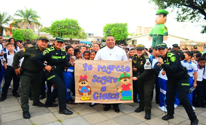 regreso a clases en los diferente planteles educativos en el magdalena medio