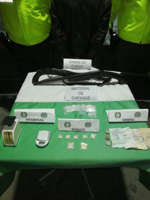 Deberá responder por los delitos de tráfico de estupefacientes y porte ilegal de armas de fuego Mediante diligencia de registro y allanamiento en la vereda nueva primavera de Villamaría fue capturado “Pichicha”