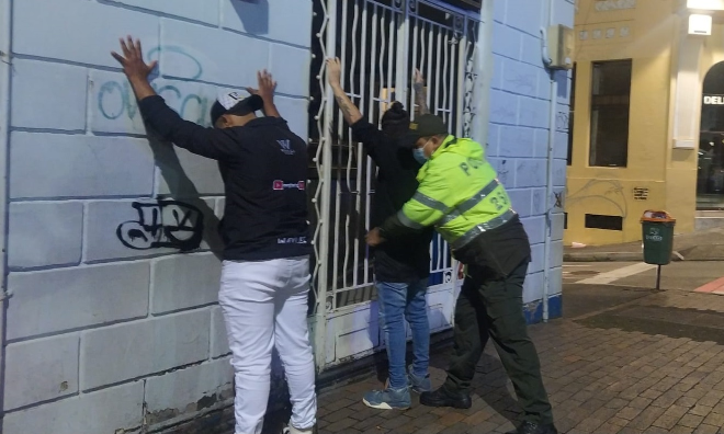 En dos  casos aislados se logró la captura de dos sujetos por porte de estupefacientes Actividades operativas contra el microtráfico