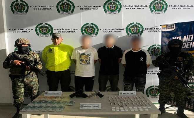 La Polic&iacute;a Nacional, con apoyo del Ej&eacute;rcito, realiza la captura de tres personas y la incautaci&oacute;n de armas, dinero y sustancias.
