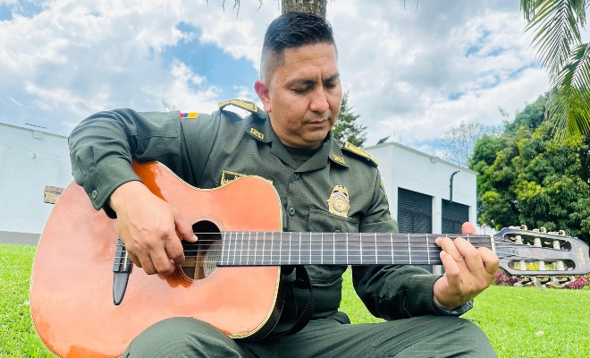 una sensibilidad que sobrevivió a la dureza del servicio y que se niega a apagar su luz 