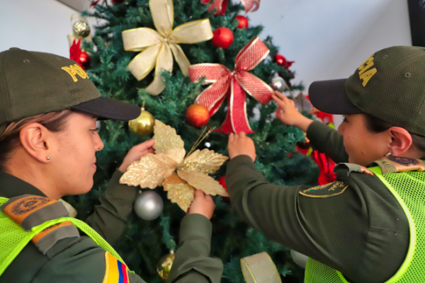 400 policías en Manizales están listos para acompañar la tradicional “noche de velitas” 400 policías en Manizales están listos para acompañar la tradicional “noche de velitas”