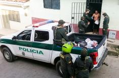 Policía_del_sur_del_Cauca_hace_entrega_de_mercados_a_personas_de_escasos_recursos Actividad_comunitaria_de_la_Policía_Nacional_en_el_municipio_del_Patía_Cauca
