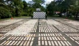 Policía de Antinarcóticos incauta 225 kilos con 400 gramos de cocaína El alcaloide se encontraba camuflado en el fondo de las cajas de cartón