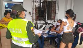 En Urabá continuamos realizando la campaña patrulla en casa La policía nacional con las patrulla en casa quiere contrarrestar la violencia intrafamiliar