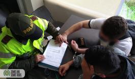 Sorprendidos 19 hombres y 11 mujeres en finca violando las medidas sanitarias contra el covid-19 Sorprendidos 19 hombres y 11 mujeres en finca violando las medidas sanitarias contra el covid-19
