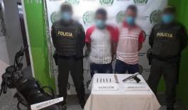 Dos hombres capturados por porte ilegal de armas de fuego en Aracataca Capturados por porte ilegal de armas-aracataca-magdalena-lucha contra la delincuencia