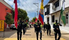 Desfilamos en conmemoración de los 211 años de la independencia de Mompox Desfilamos en conmemoración de los 211 años de la independencia de Mompox