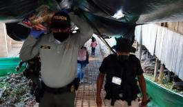 Entregamos ayudas humanitarias en comunidades indígenas guardas indígenas estuvieron presentes en la entrega