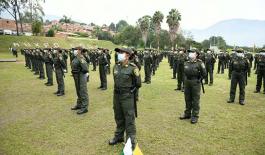278 auxiliares de policía garantizarán seguridad y convivencia juramento de auxiliares de policía