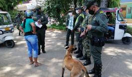 Toma masiva contra la extorsión en el Guainía El departamento de Policía del Guainía realizó una toma masiva en el municipio de Inírida haciendo especial énfasis en dar a conocer la campaña institucional “Yo no pago yo denuncio”