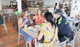 Seguiremos la lucha contra la delincuencia y no permitiremos que unos pocos afecten la seguridad y la convivencia ciudadana En la intervención que se realiza en la ciudad, venimos brindando acompañamientos a restaurantes y sector comercial de la ciudad