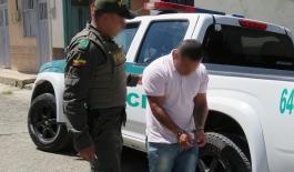presunto_integrante_de_la_organización_delincuencial_'Los Tornillos' participo_en_el_hurto_de_un_vehículo_tipo_campero