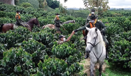 Muestro compromiso con el campo acercamiento directo, permanente y fortalecido con nuestros amigos del campo