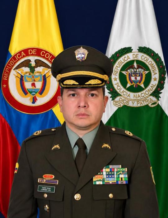 V&iacute;ctor Leonardo Leal Carre&ntilde;o